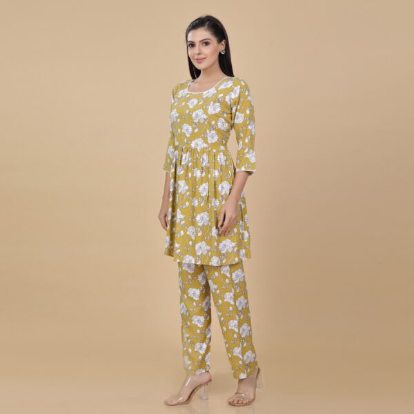 Multicolour Feeding & Maternity Night Suit(Top&Bottom) - Image 3