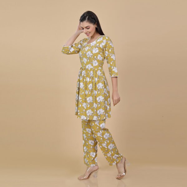 Multicolour Feeding & Maternity Night Suit(Top&Bottom) - Image 2